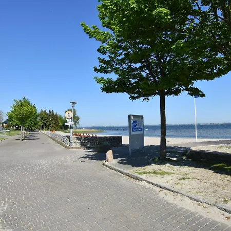 Bright On The Baltic Coast * Wiek auf Rügen